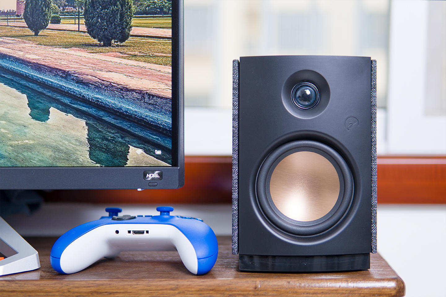 我變年輕了,全新外觀的惠威OS-10確實到位!
